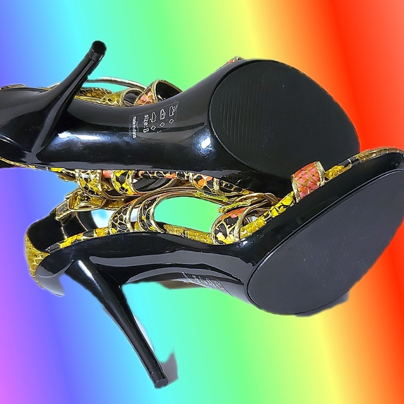 Python Stilletos by Michael Antonio - Picture 6 of 11